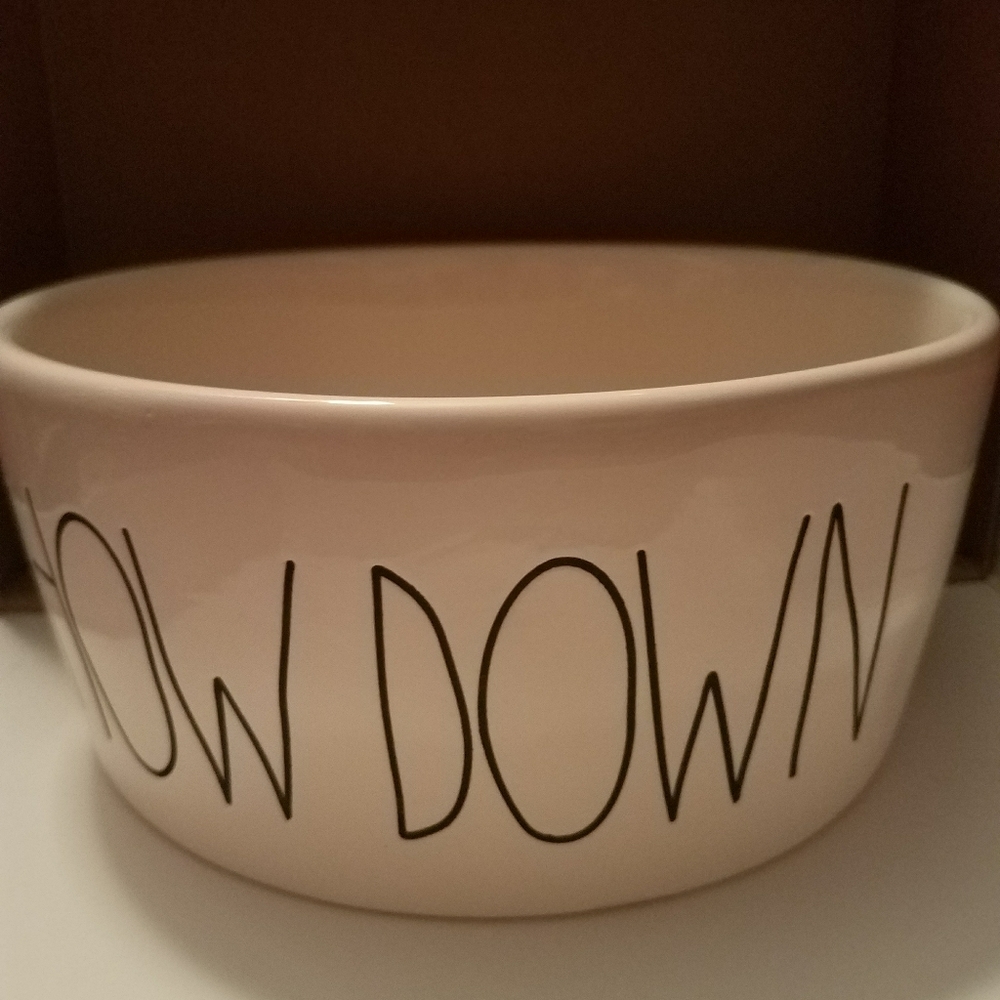 Rae Dunn large chow down dog bowl